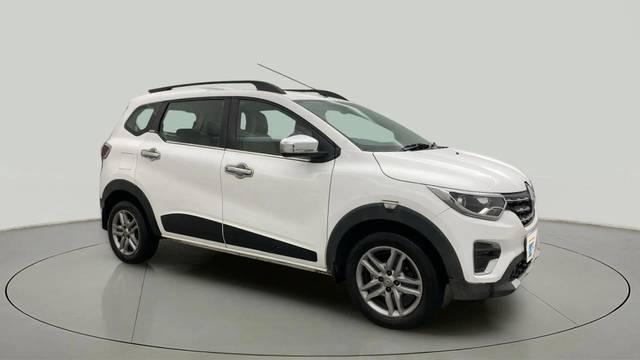 https://images10.gaadi.com/usedcar_image/4554120/original/93163afa421b0aaee2477e5616bf655f.jpg?imwidth=6400