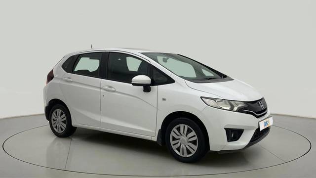 https://images10.gaadi.com/usedcar_image/4554125/original/ab10f51234b5853fb0813e4db40b563a.jpg?imwidth=6400