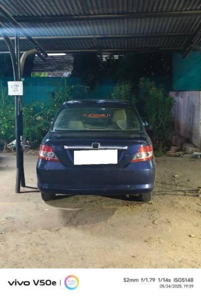 https://images10.gaadi.com/usedcar_image/4554132/original/processed_6a07dadf-d5f7-47bd-9944-43d1437208e8.jpg?imwidth=6400
