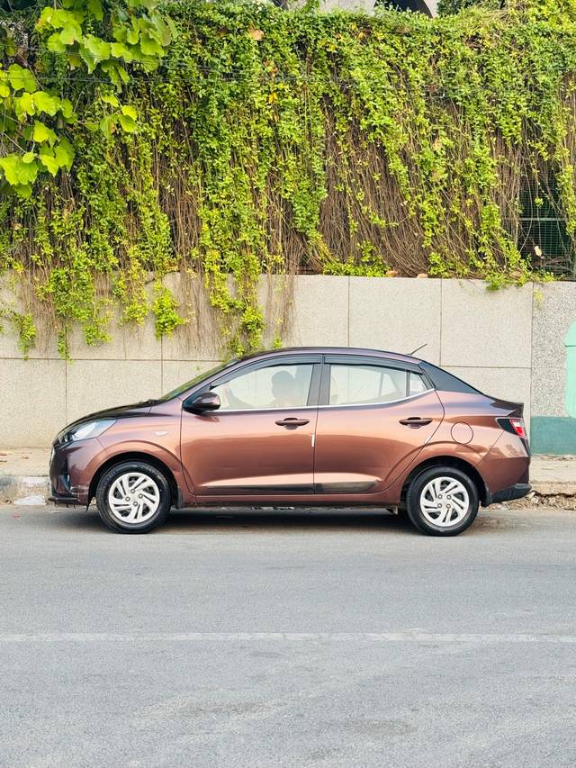 https://images10.gaadi.com/usedcar_image/4554144/original/7cbdacf93aa78458cf7fdb6f96d0fac4.jpg?imwidth=6402