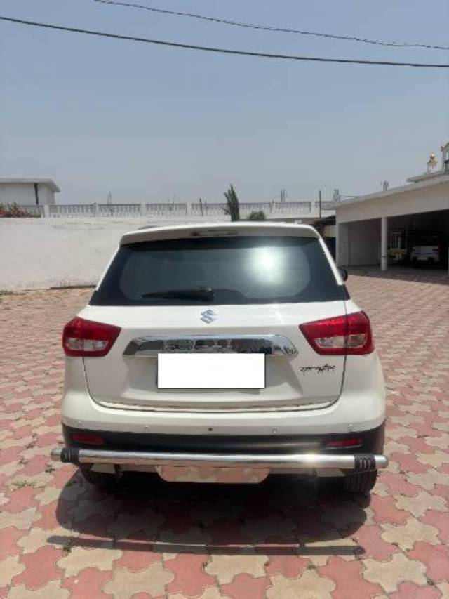 https://images10.gaadi.com/usedcar_image/4554184/original/processed_b1dc1fdc-4991-4a84-9b40-b04a023f0567.jpg?imwidth=6401