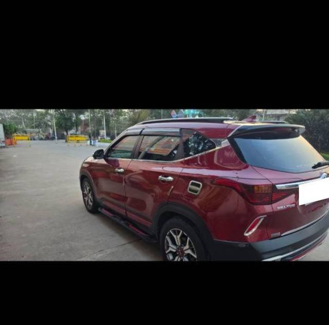 https://images10.gaadi.com/usedcar_image/4554199/original/processed_20dd3274-7e35-4f84-bf63-3e10171bb71c.jpg?imwidth=6402
