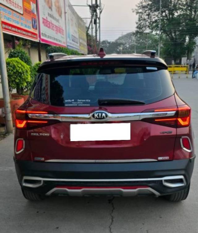 https://images10.gaadi.com/usedcar_image/4554199/original/processed_ec3489bb-e410-4faf-a8ea-9c3d8446a673.jpg?imwidth=6401