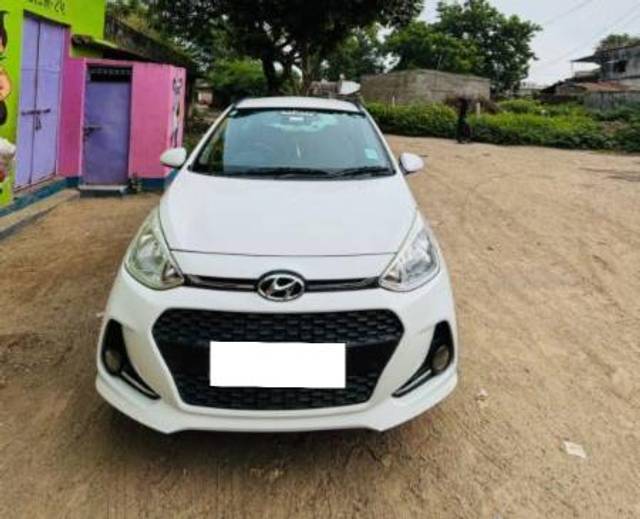https://images10.gaadi.com/usedcar_image/4554223/original/processed_152e8d1e-ce9a-45fa-8cd2-148bc9cd12f1.jpg?imwidth=6400