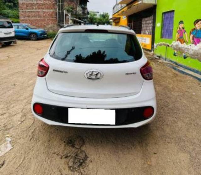 https://images10.gaadi.com/usedcar_image/4554223/original/processed_89a28582-a85c-4475-be6a-c5c4e0924b88.jpg?imwidth=6401
