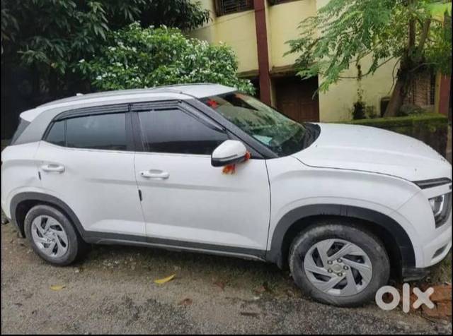 https://images10.gaadi.com/usedcar_image/4554273/original/processed_d10290b8-01a2-4f83-ba54-8c0723bdb6fb.jpg?imwidth=6401
