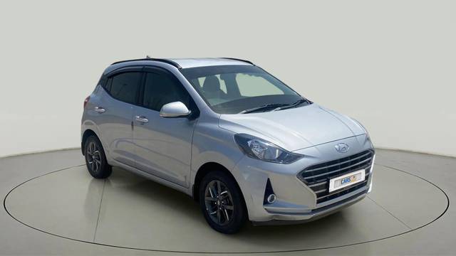 https://images10.gaadi.com/usedcar_image/4554278/original/55ed6e6690b66ee935fa8c28298a0636.jpg?imwidth=6400