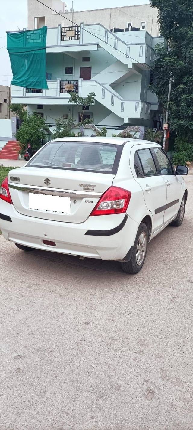 https://images10.gaadi.com/usedcar_image/4554296/original/processed_16db8d7f-cf07-4512-b0a6-71e047cfb7cc.jpg?imwidth=6401