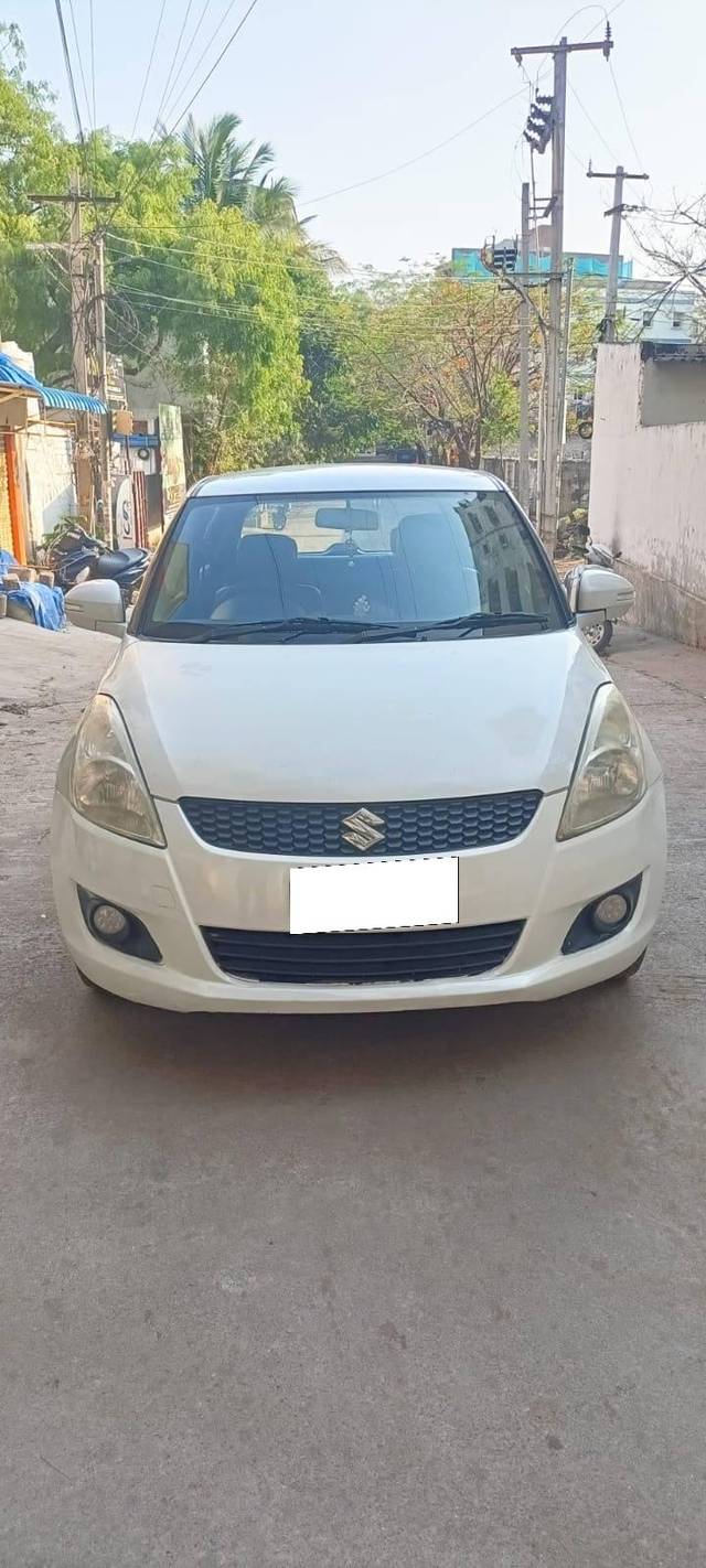 https://images10.gaadi.com/usedcar_image/4554303/original/processed_a526f6d0-bff0-4542-afe6-491995782581.jpg?imwidth=6402