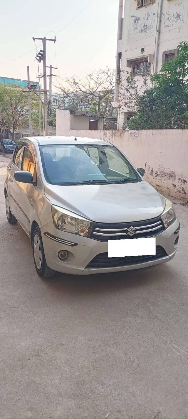 https://images10.gaadi.com/usedcar_image/4554306/original/processed_3945b7e8-ca3c-4bd2-98a1-1f2bf02a8a1f.jpg?imwidth=6400