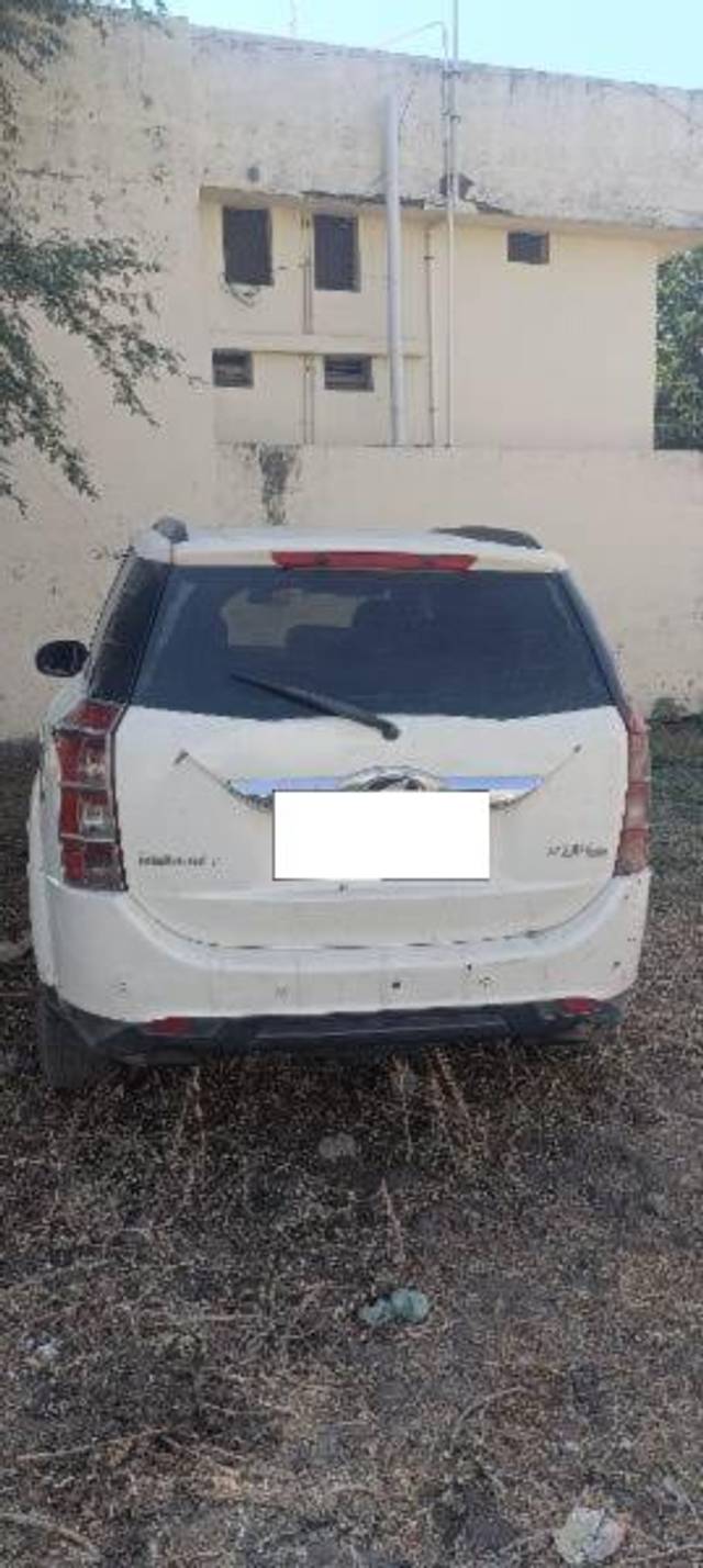 https://images10.gaadi.com/usedcar_image/4554327/original/processed_07182f61-cd68-4de4-9cf4-ca3f33d415e3.jpg?imwidth=6401