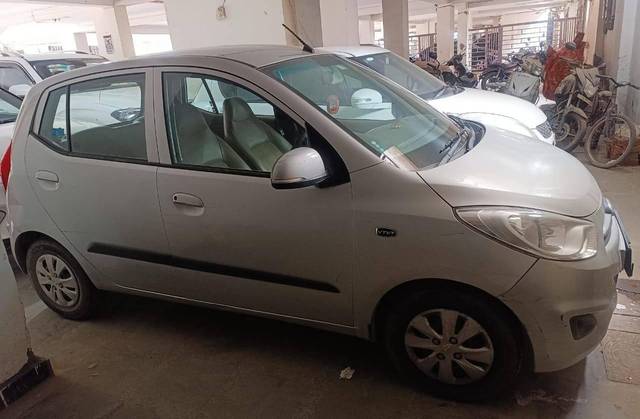 https://images10.gaadi.com/usedcar_image/4554348/original/processed_63a78792-cb07-4257-88f8-009940ce51ec.jpg?imwidth=6400