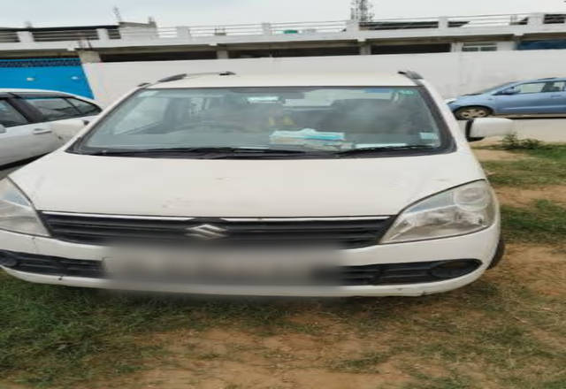 https://images10.gaadi.com/usedcar_image/4554406/original/dbc8a0e6-0e4a-4e23-bb35-341006d519b8.?imwidth=6400