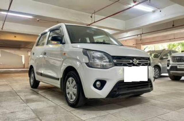 https://images10.gaadi.com/usedcar_image/4554462/original/processed_18f1bd72fc6ba06fc07286c9c6848c5b.jpg?imwidth=6400