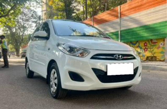 https://images10.gaadi.com/usedcar_image/4554466/original/processed_6154536b9ed50ab5419ee736c3b2cd55.jpg?imwidth=6400
