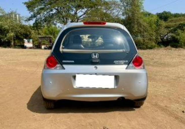 https://images10.gaadi.com/usedcar_image/4554477/original/processed_823f251bad12940563a869d9b0cdb32f.jpg?imwidth=6402