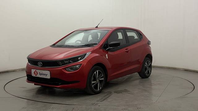 https://images10.gaadi.com/usedcar_image/4554493/original/f62983fb40dabceabe9d91a42bc77a22.JPG?imwidth=6400