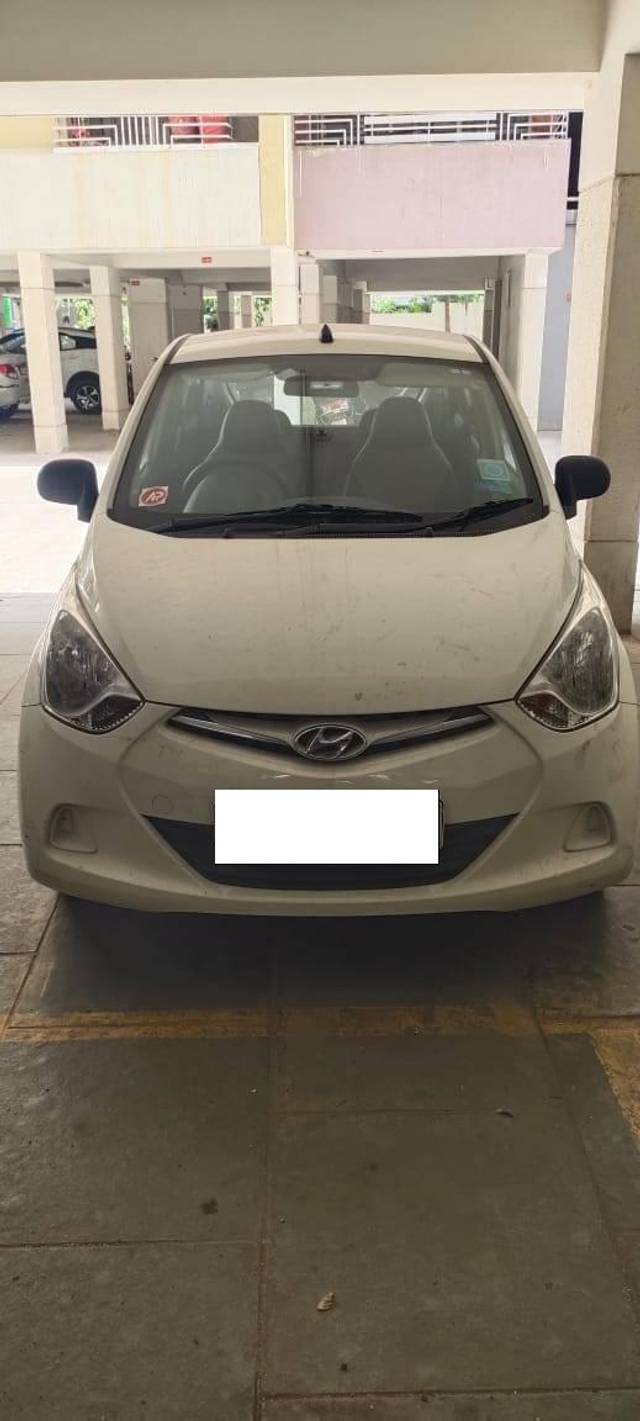 https://images10.gaadi.com/usedcar_image/4554512/original/processed_de13b633-23f9-4d25-8afb-efc30ee6c6e0.jpg?imwidth=6401