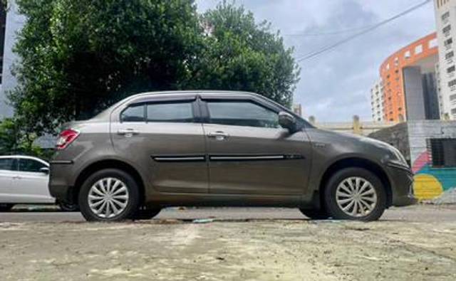 https://images10.gaadi.com/usedcar_image/4554526/original/processed_b279c554a77c2006878b4f6f5e3188af.jpg?imwidth=6401