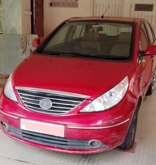 https://images10.gaadi.com/usedcar_image/4554558/original/processed_2b3e563d-4921-4452-8452-6585516d4423.jpg?imwidth=6401