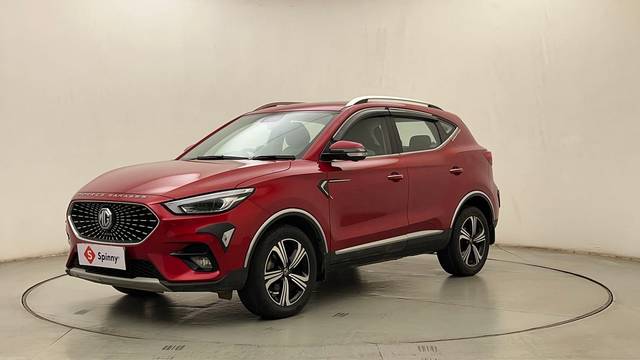 https://images10.gaadi.com/usedcar_image/4554560/original/ca2f87deb8e951e09bf6fa1a75558486.JPG?imwidth=6400