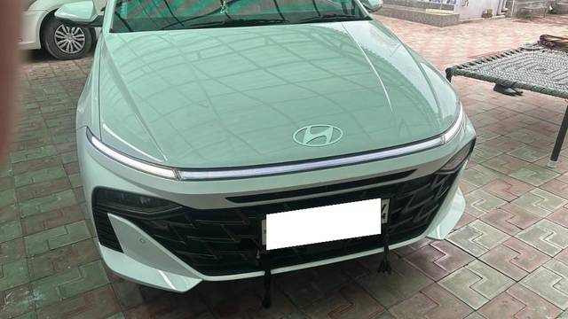 https://images10.gaadi.com/usedcar_image/4554612/original/processed_9a6f6c7c-ccf4-40ed-bd5f-d3683593981e.jpg?imwidth=6400