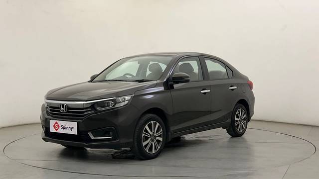https://images10.gaadi.com/usedcar_image/4554615/original/1269c6ddd81433817d1cf7c8f91eae46.JPG?imwidth=6400
