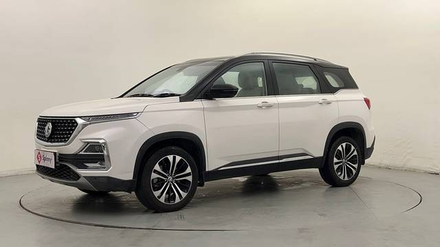 https://images10.gaadi.com/usedcar_image/4554627/original/8c36857dc65636574a06cd4a9f627724.JPG?imwidth=6400