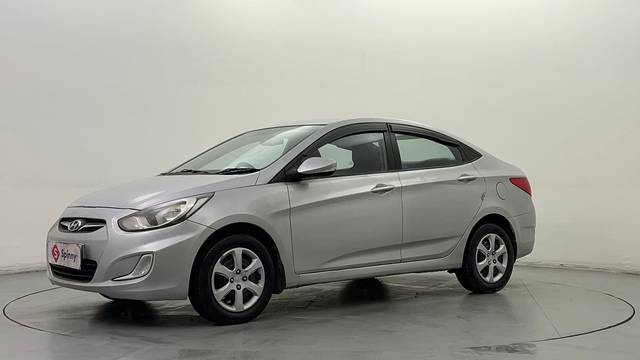 https://images10.gaadi.com/usedcar_image/4554635/original/e17a3c7f06278c24cdbc2a223cd28cb1.JPG?imwidth=6400