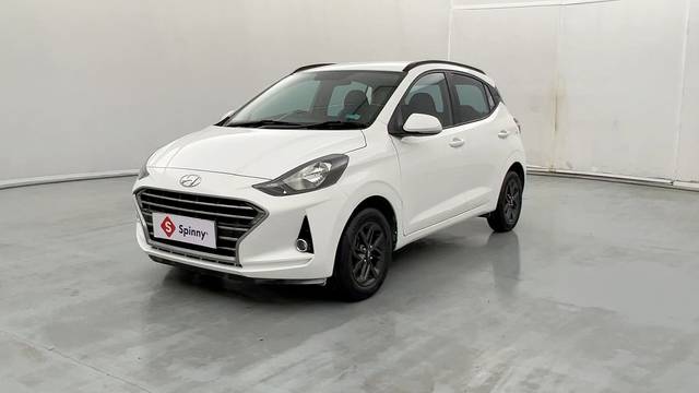 https://images10.gaadi.com/usedcar_image/4554642/original/0332e43c7289afaa6b6f397e195e74f3.JPG?imwidth=6400