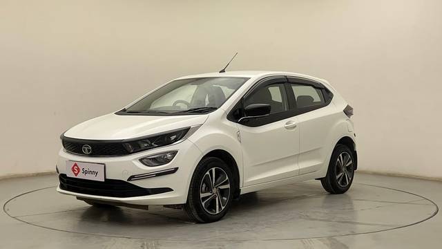 https://images10.gaadi.com/usedcar_image/4554675/original/a444a383bd1ff5bfac0306991f461a4a.JPG?imwidth=6400