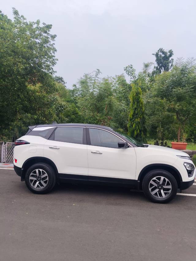 https://images10.gaadi.com/usedcar_image/4554692/original/e77c48b077bf3360c080f0bf8332e913.jpg?imwidth=6401