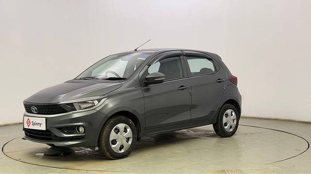 https://images10.gaadi.com/usedcar_image/4554719/original/32f5f958c59294409a427c1b611664c1.JPG?imwidth=6400