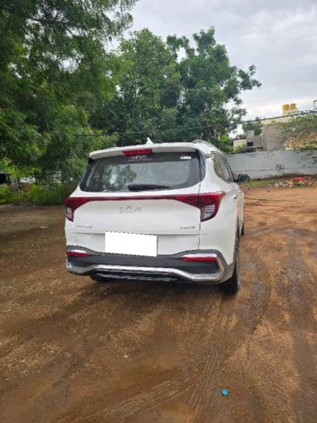 https://images10.gaadi.com/usedcar_image/4554727/original/processed_d13af26f-7fad-49c8-90fe-9df9071ca047.jpg?imwidth=6401