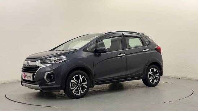 https://images10.gaadi.com/usedcar_image/4554733/original/d86dc8cfa1b754d750d5aa2f35f74fce.JPG?imwidth=6400