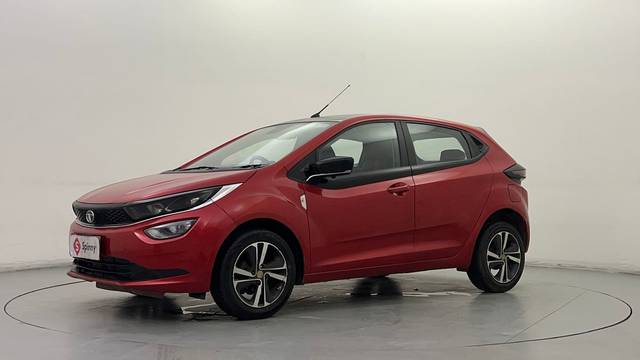 https://images10.gaadi.com/usedcar_image/4554753/original/4165df77cd878e63127cd650d552060e.JPG?imwidth=6400