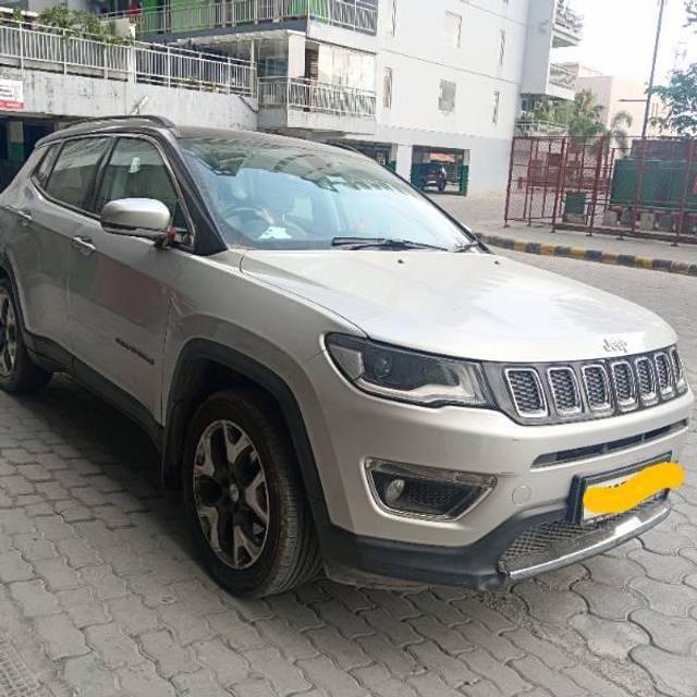 https://images10.gaadi.com/usedcar_image/4554803/original/processed_fcaaae37-26f4-4454-a038-ffecba730ea7.jpg?imwidth=6400