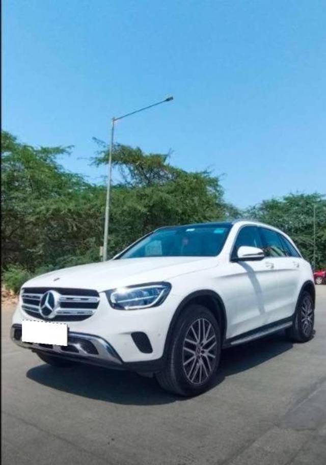 https://images10.gaadi.com/usedcar_image/4554862/original/processed_0b3e9cfc-4b0c-4ac4-96b4-6e59a13df5d7.jpg?imwidth=6400
