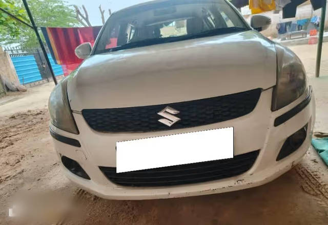 https://images10.gaadi.com/usedcar_image/4554893/original/5f246d8c-3ff8-4472-b61b-7b3939084e5b.?imwidth=6400
