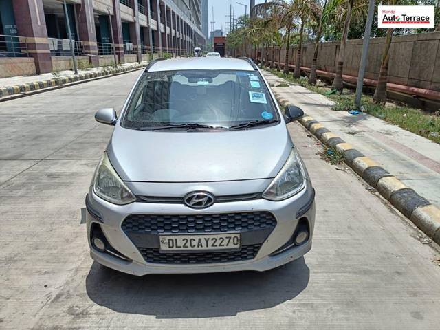 https://images10.gaadi.com/usedcar_image/4554928/original/4ac6fb7972b4b3a8c11c02dbf32bb4d7.jpg?imwidth=6400