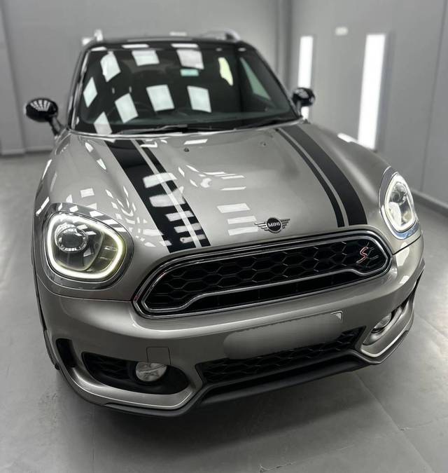 https://images10.gaadi.com/usedcar_image/4554934/original/processed_68c1bed7b2140f24d1015c03ebfd78c0.jpg?imwidth=6402