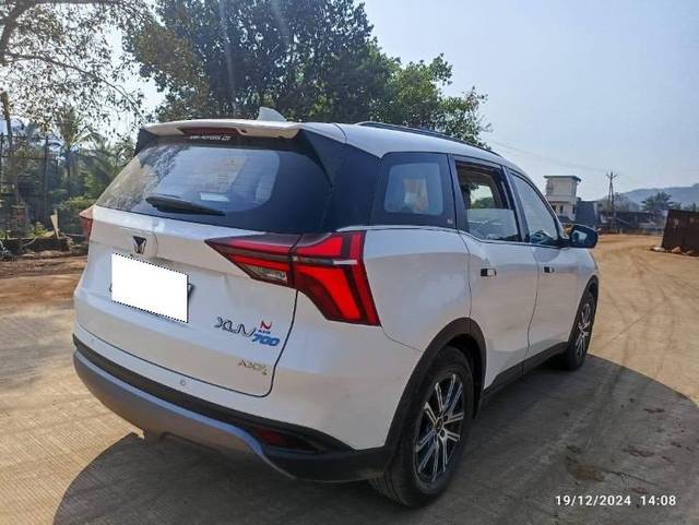 https://images10.gaadi.com/usedcar_image/4554943/original/processed_9f450ab3-2d56-4432-ac95-98e7df588f25.jpg?imwidth=6401
