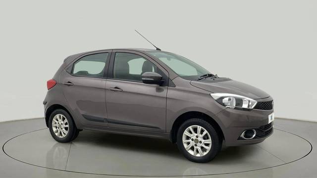 https://images10.gaadi.com/usedcar_image/4554956/original/e40f5e3e5dd6a22837b7617eba3b9b9f.jpg?imwidth=6400