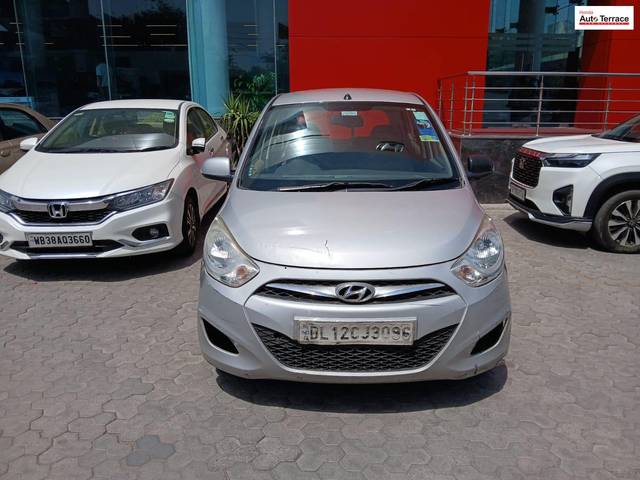 https://images10.gaadi.com/usedcar_image/4554972/original/13353dcd40bcbb56b8f4b98973d1fea1.jpg?imwidth=6400
