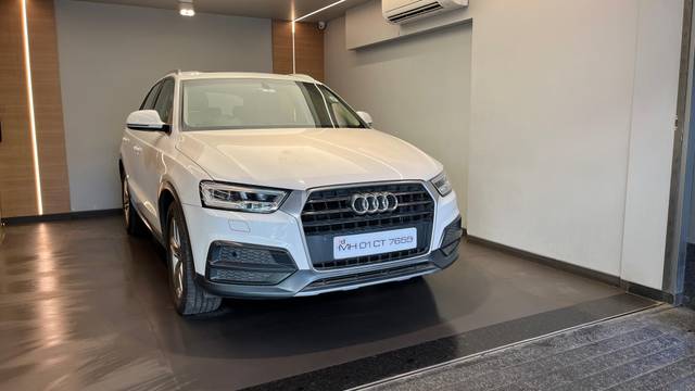 https://images10.gaadi.com/usedcar_image/4555000/original/fc213a05f541c213b650e3660e8c0c38.jpeg?imwidth=6401