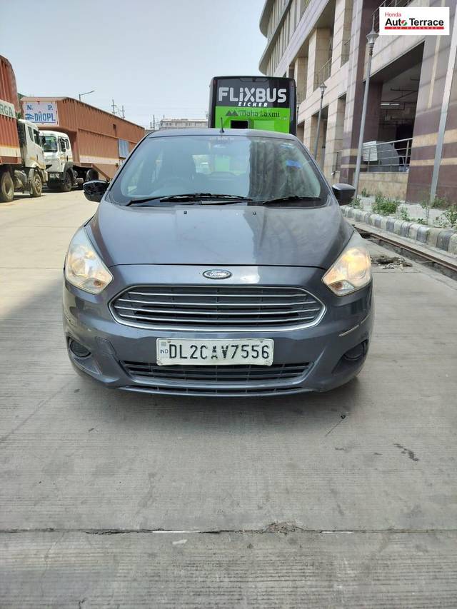 https://images10.gaadi.com/usedcar_image/4555037/original/fcb570d24d49d0cf3bce4c2b00e31667.jpg?imwidth=6400