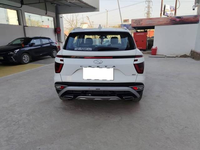https://images10.gaadi.com/usedcar_image/4555061/original/processed_018f8094-d179-464c-9b95-db58fee88b3c.jpg?imwidth=6401