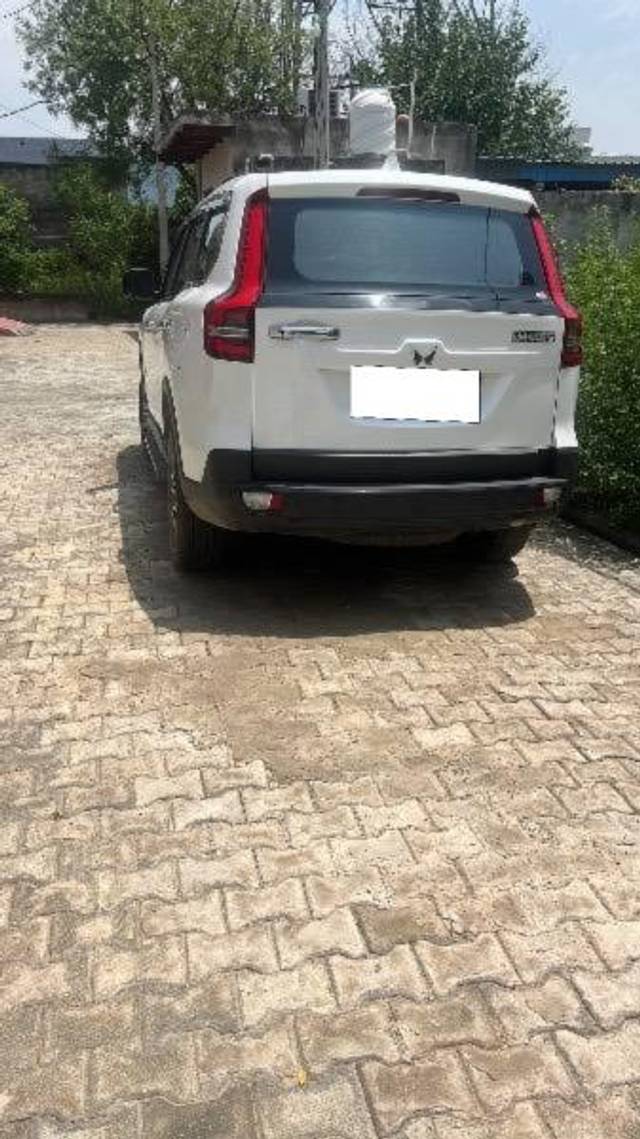 https://images10.gaadi.com/usedcar_image/4555070/original/processed_71599213-21ea-4645-9569-1fc4643e346b.jpeg?imwidth=6401