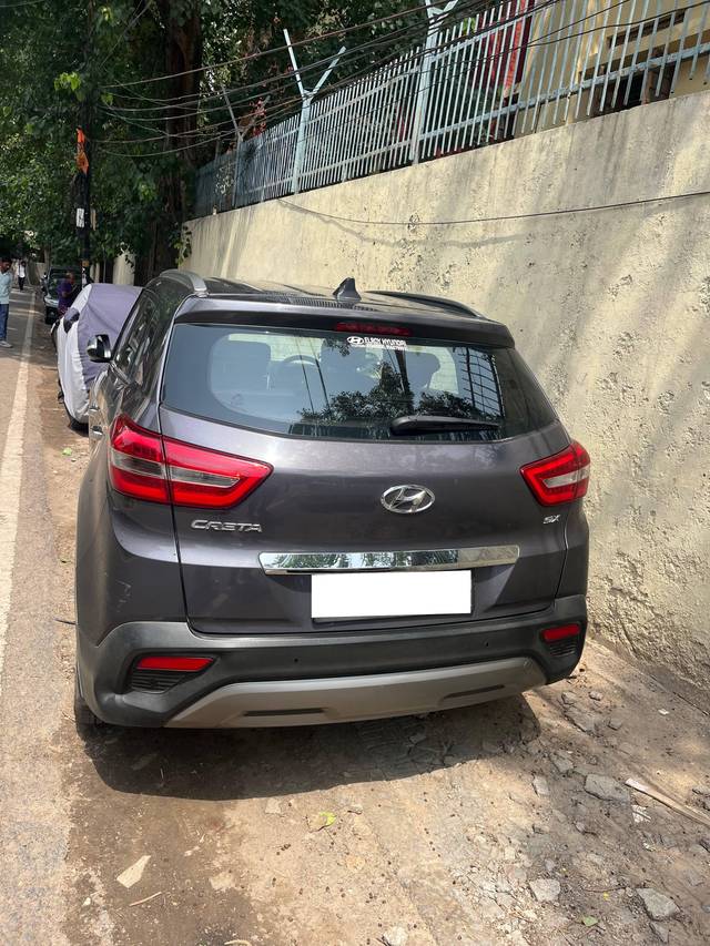 https://images10.gaadi.com/usedcar_image/4555075/original/processed_ebd69a95-b9c6-4884-b59c-3df9848888ac.jpg?imwidth=6401