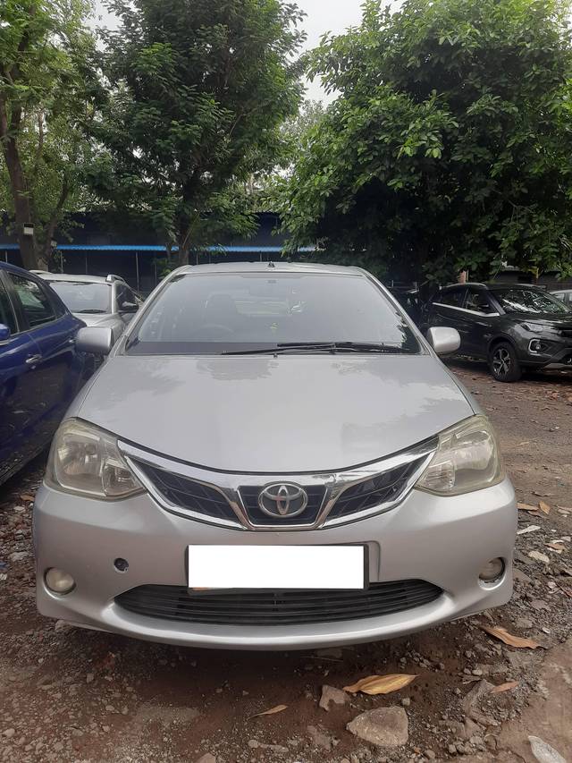 https://images10.gaadi.com/usedcar_image/4555082/original/processed_637d0c9051dec73a881f383eebf84319.jpg?imwidth=6402
